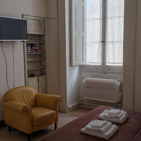 Dimora San Leucio Bed and Breakfast Lecce Exteriör bild
