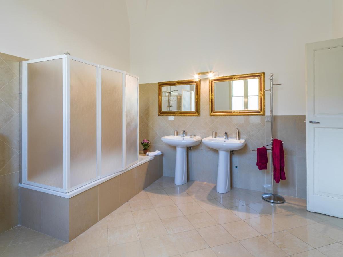 Dimora San Leucio Bed and Breakfast Lecce Exteriör bild
