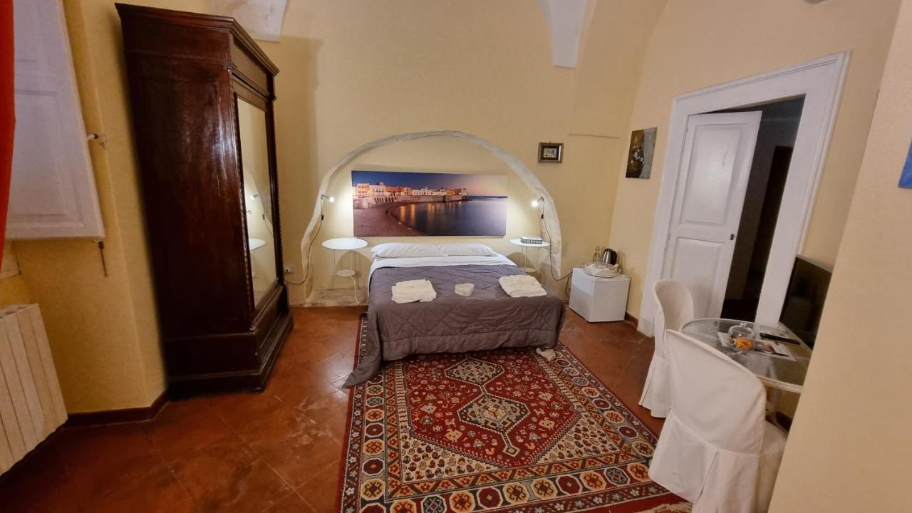 Dimora San Leucio Bed and Breakfast Lecce Exteriör bild